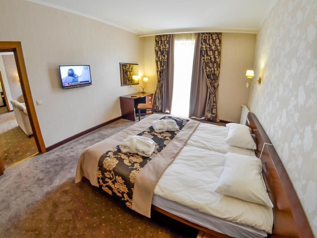 Отель Romantik SPA Hotel Яремче-56