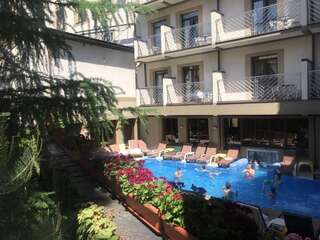 Отель Romantik SPA Hotel Яремче-0