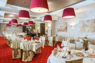 Отель Romantik SPA Hotel Яремче-1